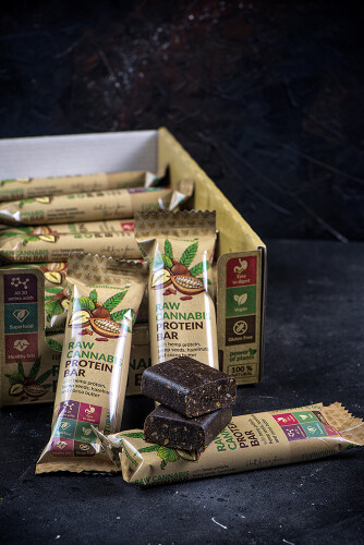 Raw Cannabis Protein Bar Kakao & Haselnüsse